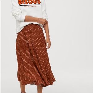 High-waited circle skirt / HM